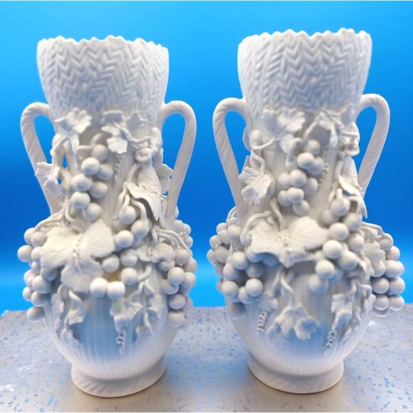 Antique Blanc De Chine Parian Ware Porcelain Bisque Amphora Vases Set Of 2 - Picture 8 of 15